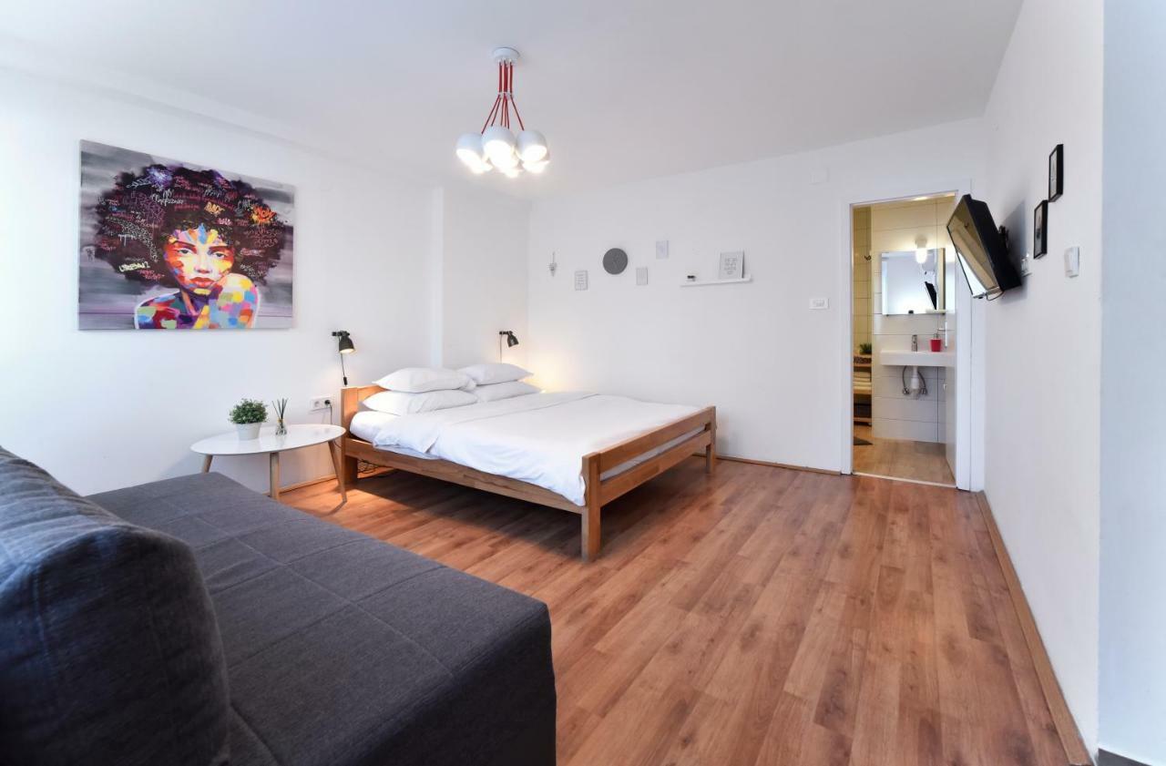 Vla Vla With Parking Appartement *